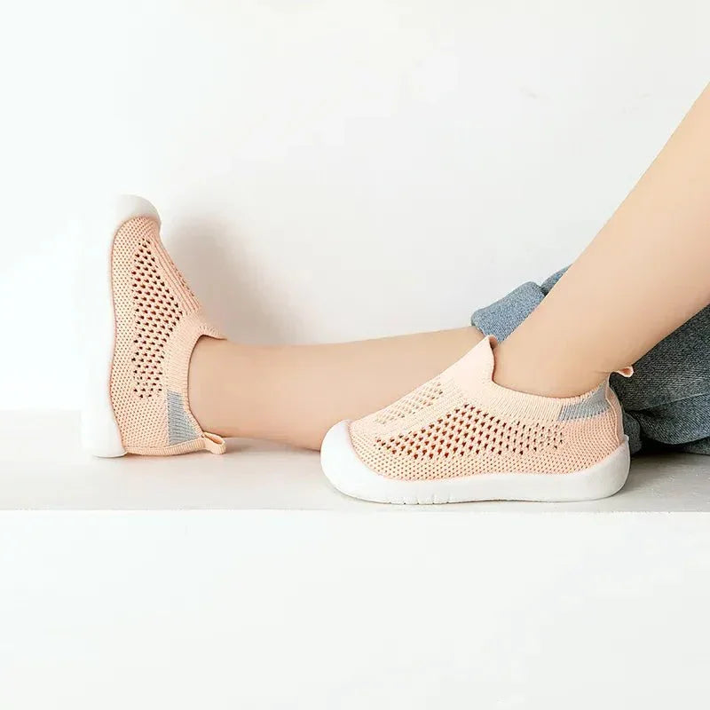 Sapatinho Baby Basics 👣😍