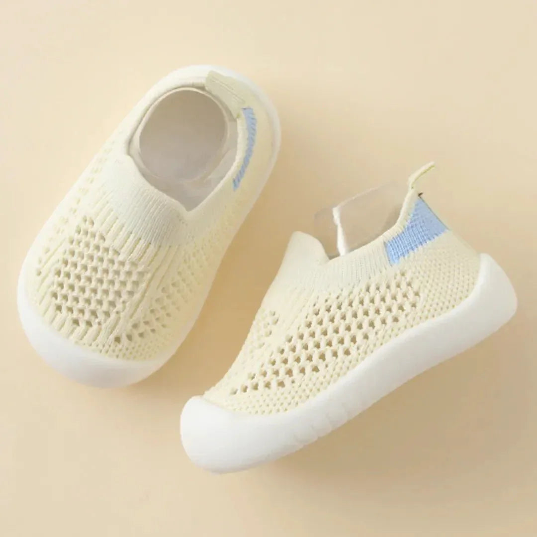 Sapatinho Baby Basics 👣😍